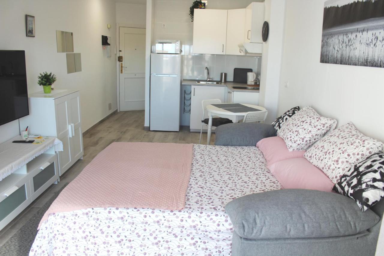 Charming Studio Nerja With Pool 외부 사진